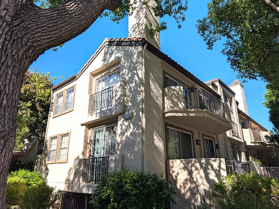 24147 Del Monte Dr #292