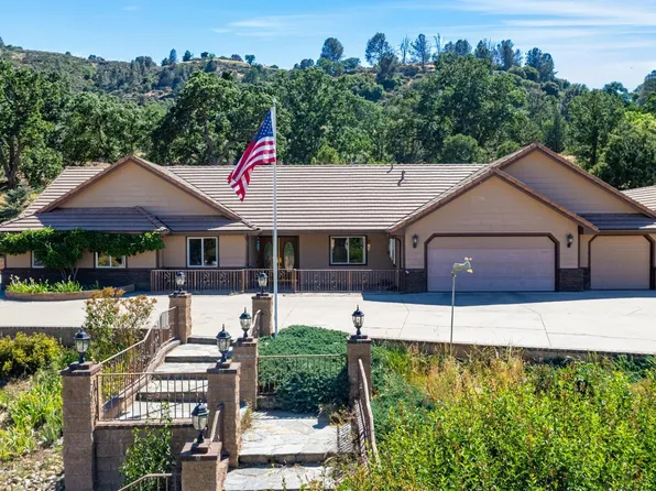 30100 Sunland Way, Tehachapi, CA 93561