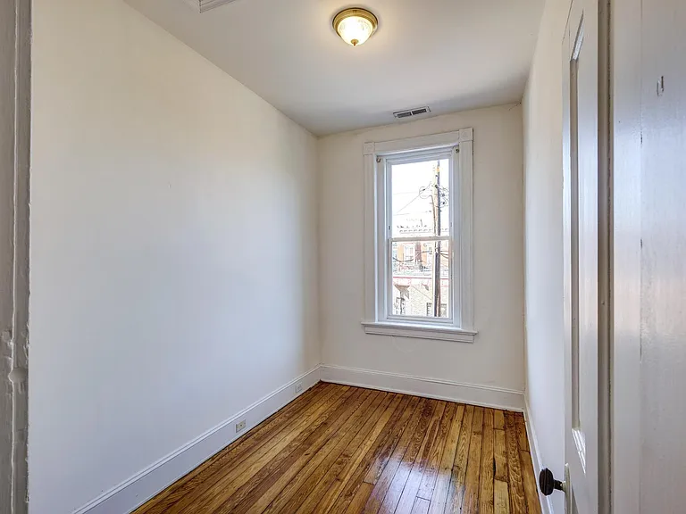802 W Clay St #A — Photo 26