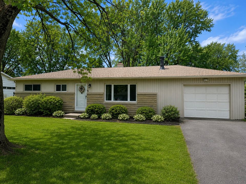 1st image of 918 W Auman Dr