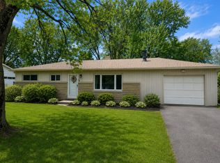 918 W Auman Dr, Carmel, IN 46032
