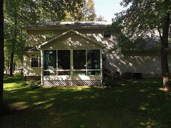 3 season porch (ext.)