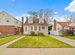 11548 237th St, Elmont, NY 11003