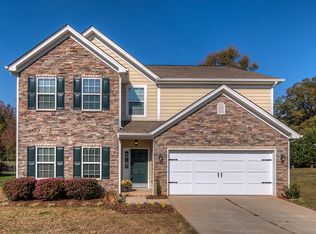 8023 Grove Hall Ave, Mint Hill, NC 28227