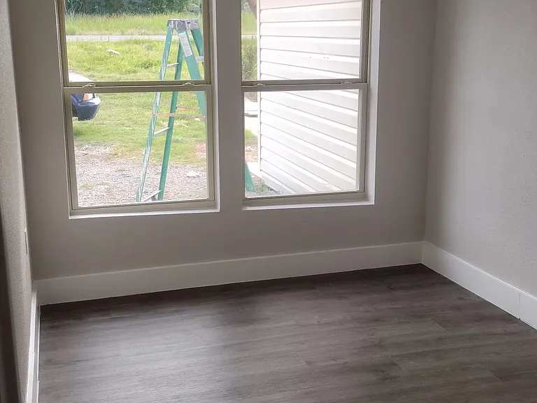808 N Pecan St — Photo 6