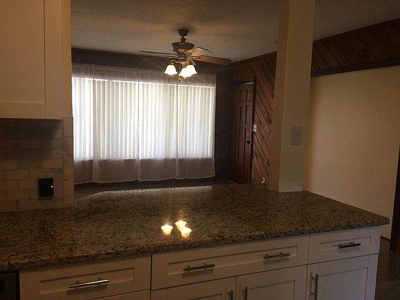 5th image of 6390 Hampton Dr N