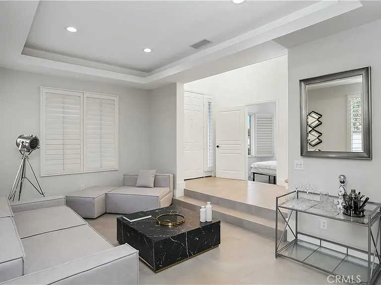 23679 Ridgeway — Photo 3