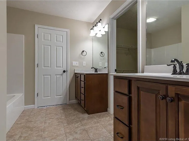 454 Pine Drive Cir — Photo 16