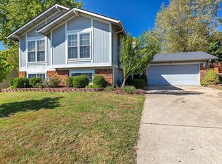 1115 Spencer Rd, Saint Peters, MO 63376