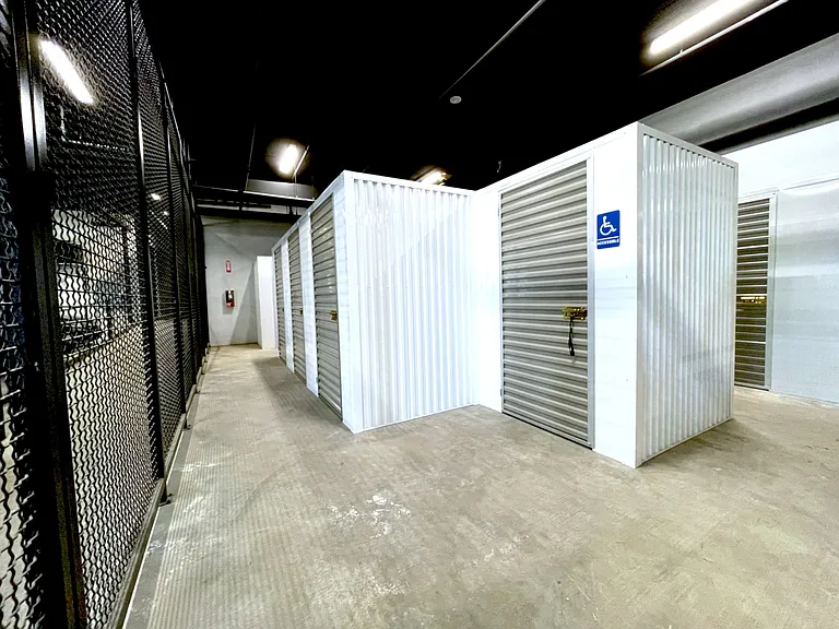 The Fairfax — Photo 24