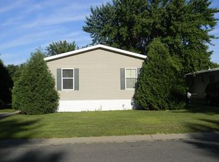 8425 Asiatic Ave, Inver Grove Heights, MN 55077