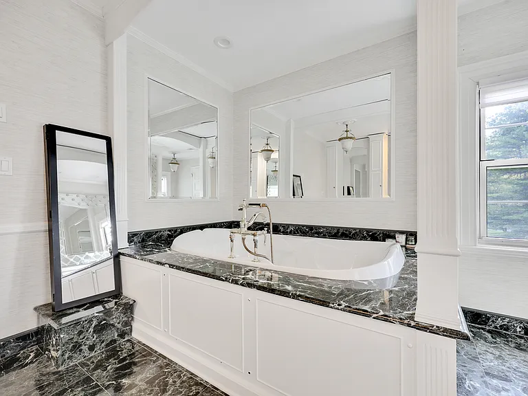 105 Everit Ave — Photo 33