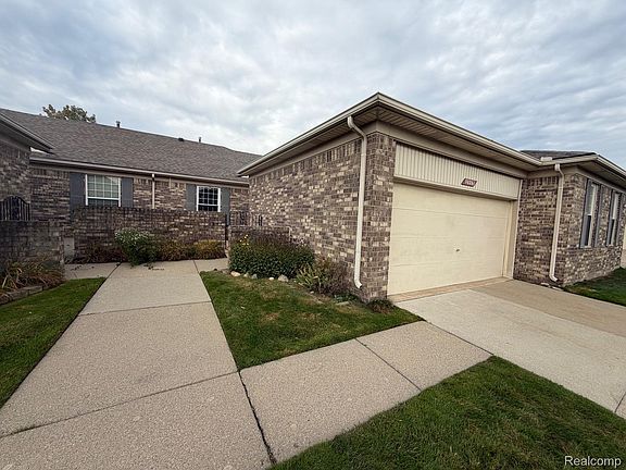 2nd image of 50261 Pepper Tree Dr Unit 306