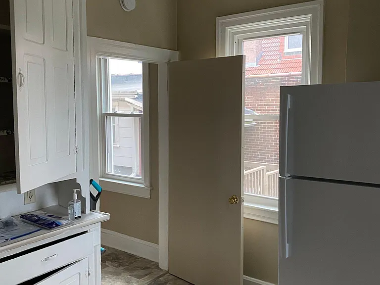 232 N Potomac St #3 — Photo 6