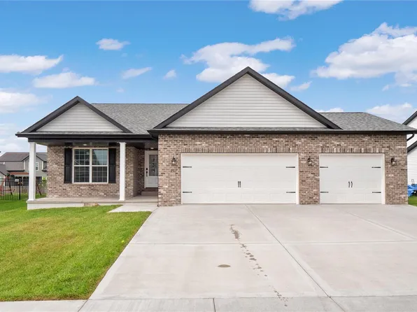 3517 Chippewa Dr, Shiloh, IL 62221