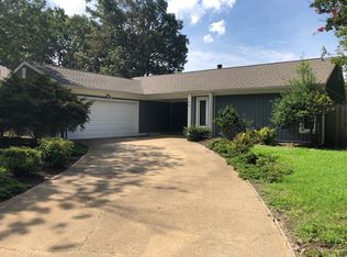 49 Apollo Dr, Hampton, VA 23669