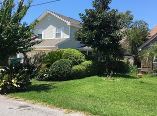 421 Sandy Ridge Cir, Mary Esther, FL 32569