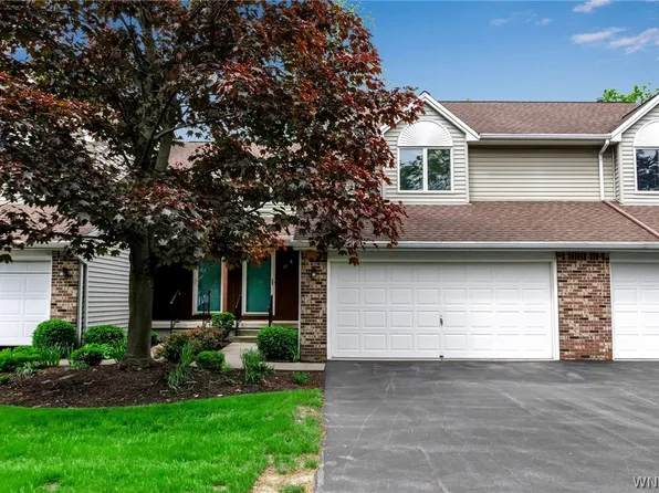 10 Northwood Dr, Depew, NY 14043