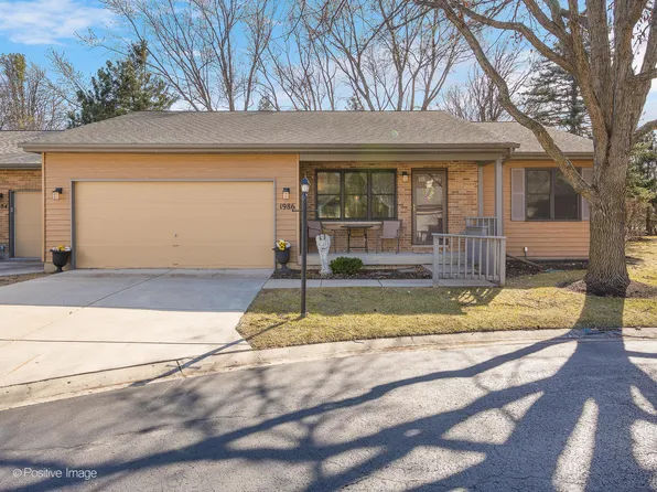 1986 Sandy Creek Dr Unit 1986, Elgin, IL 60123