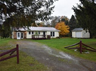 19693 Grange Center Rd, Saegertown, PA 16433