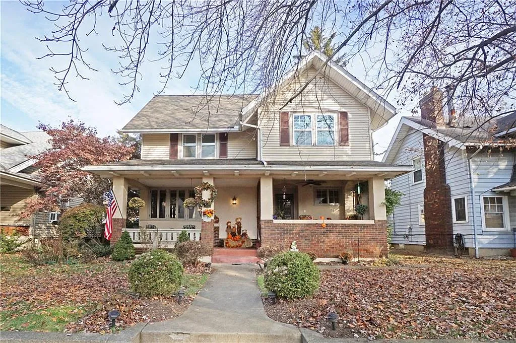 2213 Linden Ave photo 1