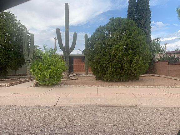 3rd image of 7101 E Eastview Dr