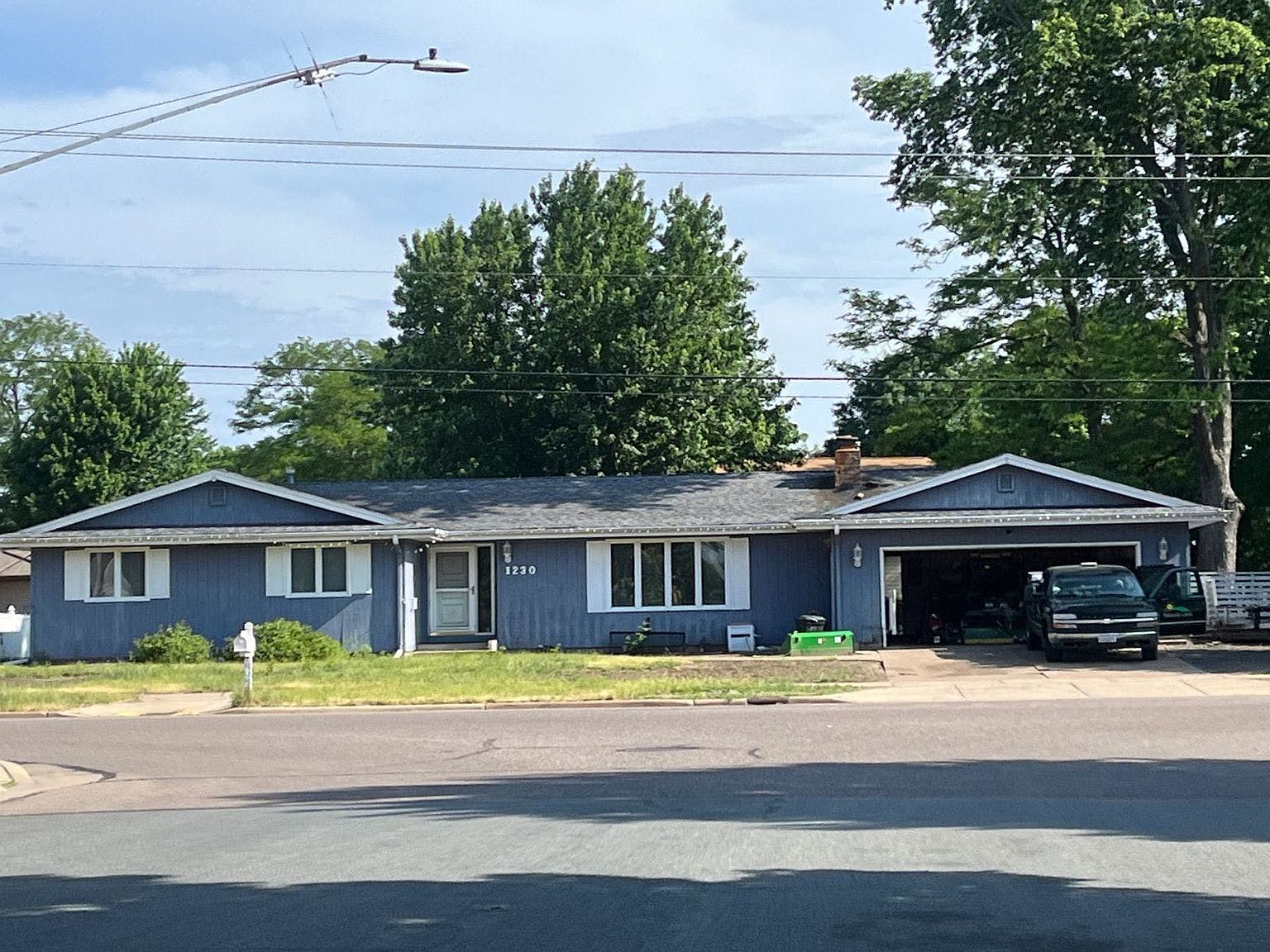 1230 E Hamilton Ave, Eau Claire, WI 54701 Zillow