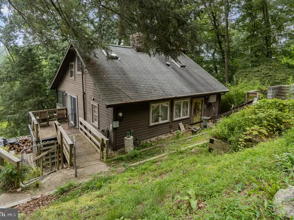 23 Parkway Blvd, Mount Holly Springs, PA 17065