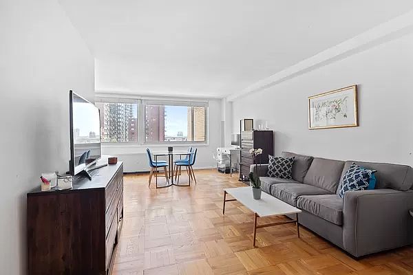 1st image of 301 E 78th St APT 10H