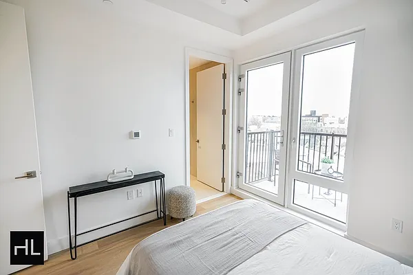 Rented by Highline Residential | media 22