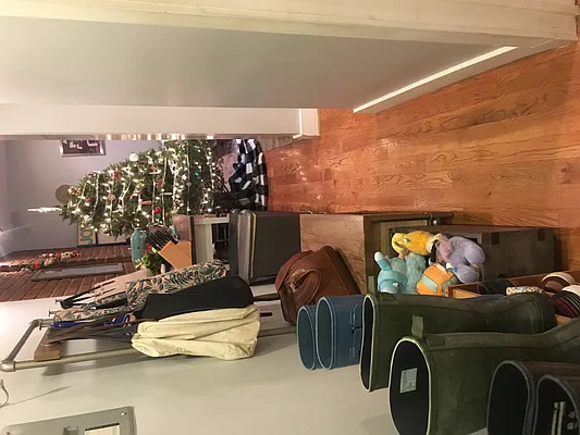 Rented by Clove Realty LLC | media 3