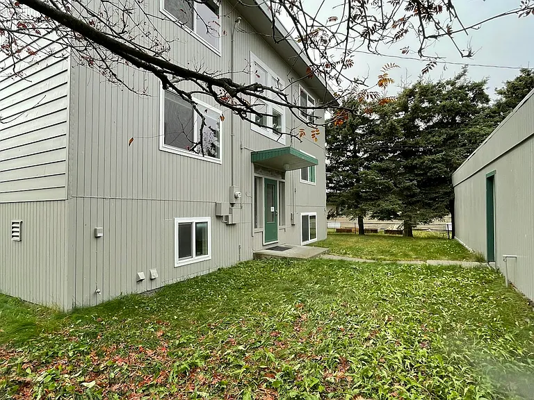 2107 Jefferson Ave #2 — Photo 5