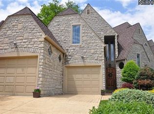 4268 Vilamoura Dr, Avon, OH 44011
