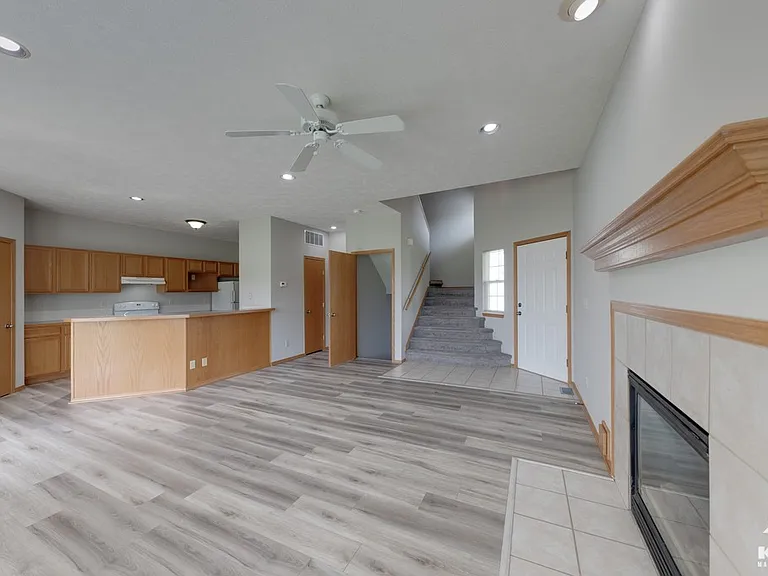 511 N Bristol Ct #A — Photo 3