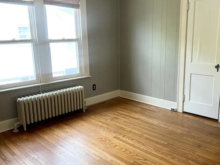 118 Cambridge St — Photo 13