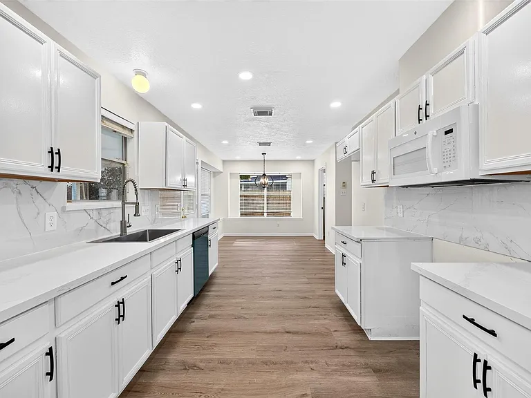 17243 Valemist Ct — Photo 12