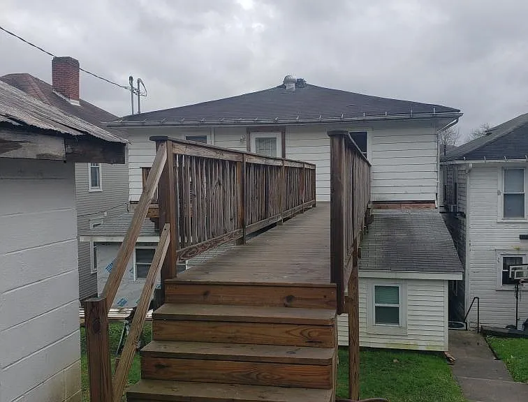 411B S Main St #B — Photo 14
