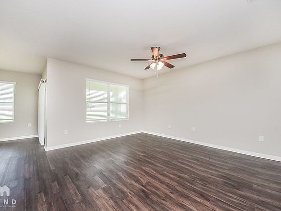 5th image of 1461 Powell Ln