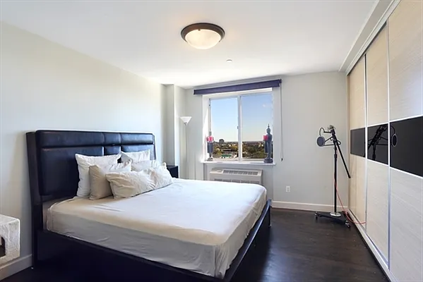 Sold by Citi Habitats | media 12