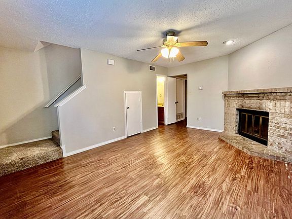 3rd image of 3053 Olympia Dr