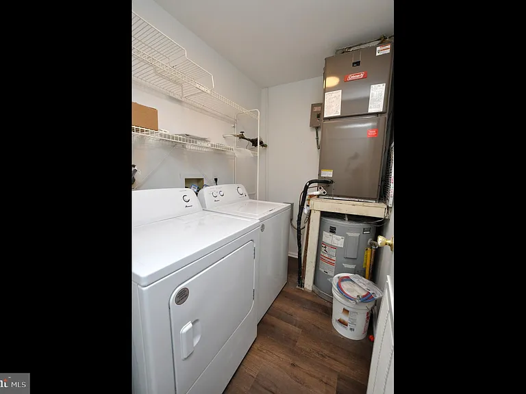 4208 Adelaide Dr #B — Photo 17