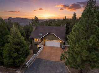 27398 Matterhorn Dr, Lake Arrowhead, CA 92352