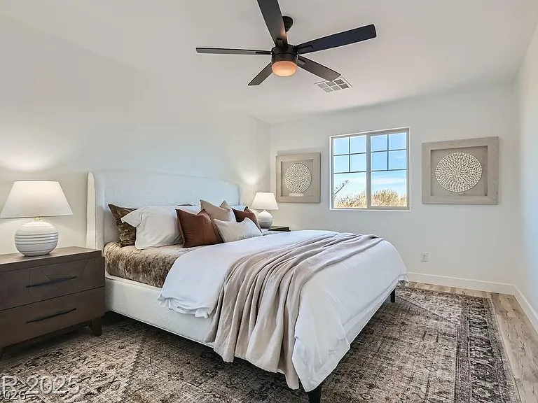5873 Skyfall Ct — Photo 45
