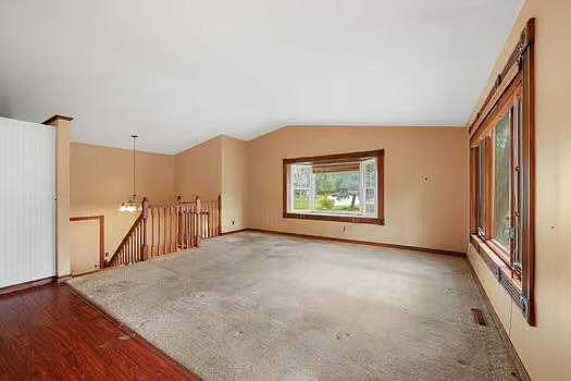 4th image of 14132 Natalie Rd NE