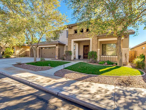 4th image of 3016 N Summer Ln