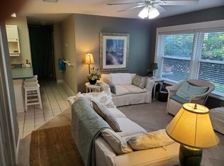 2004 Beach Ave, Atlantic Beach, FL 32233