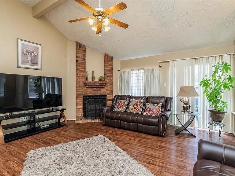 12210 Westwold Dr — Photo 5