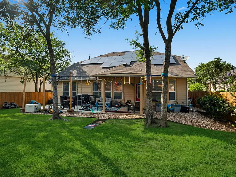 16954 Darien Wing — Photo 34