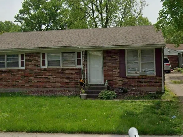 9221 Pagoda Dr, Louisville, KY 40229