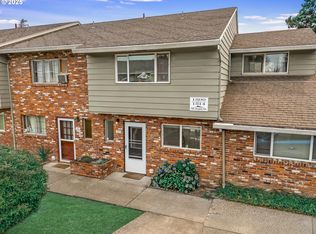 1802 NE Hogan Dr, Gresham, OR